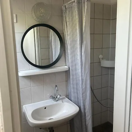 Lena Apartmanhaz Balatonlelle