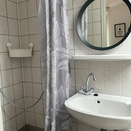 Lena Apartmanhaz Balatonlelle