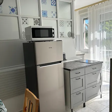 Lena Apartmanhaz